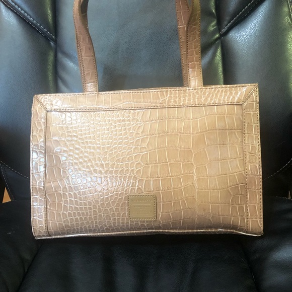 Liz Claiborne purse NWOT - Picture 1 of 10